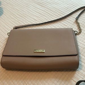 Kate Spade crossbody or shoulder bag